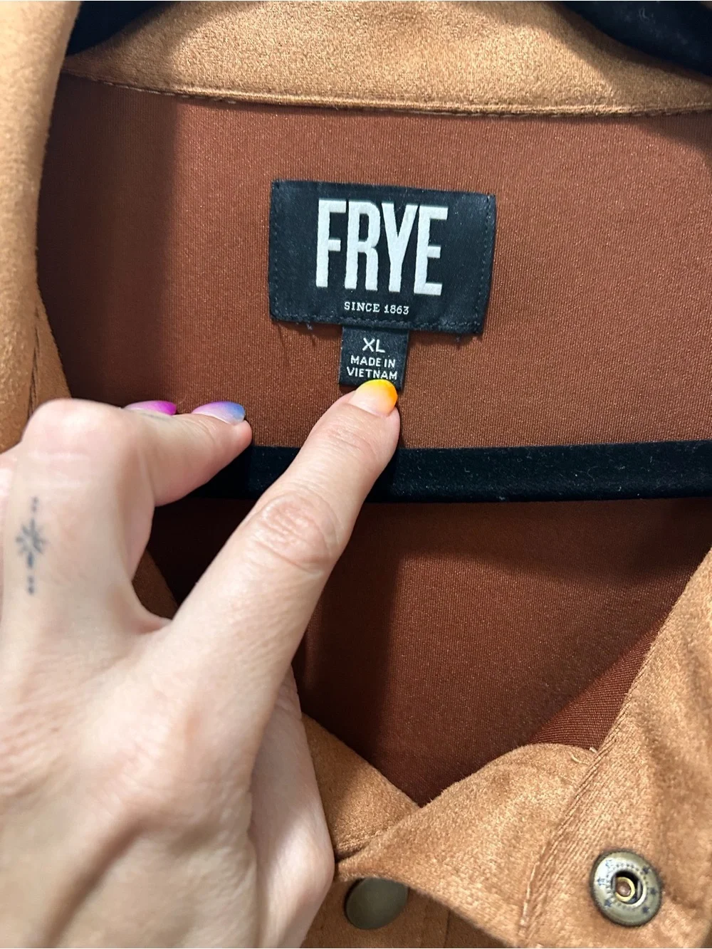 🤎FRYE Men's Button-Front Suede Jacket in Caramel Brown🤎
